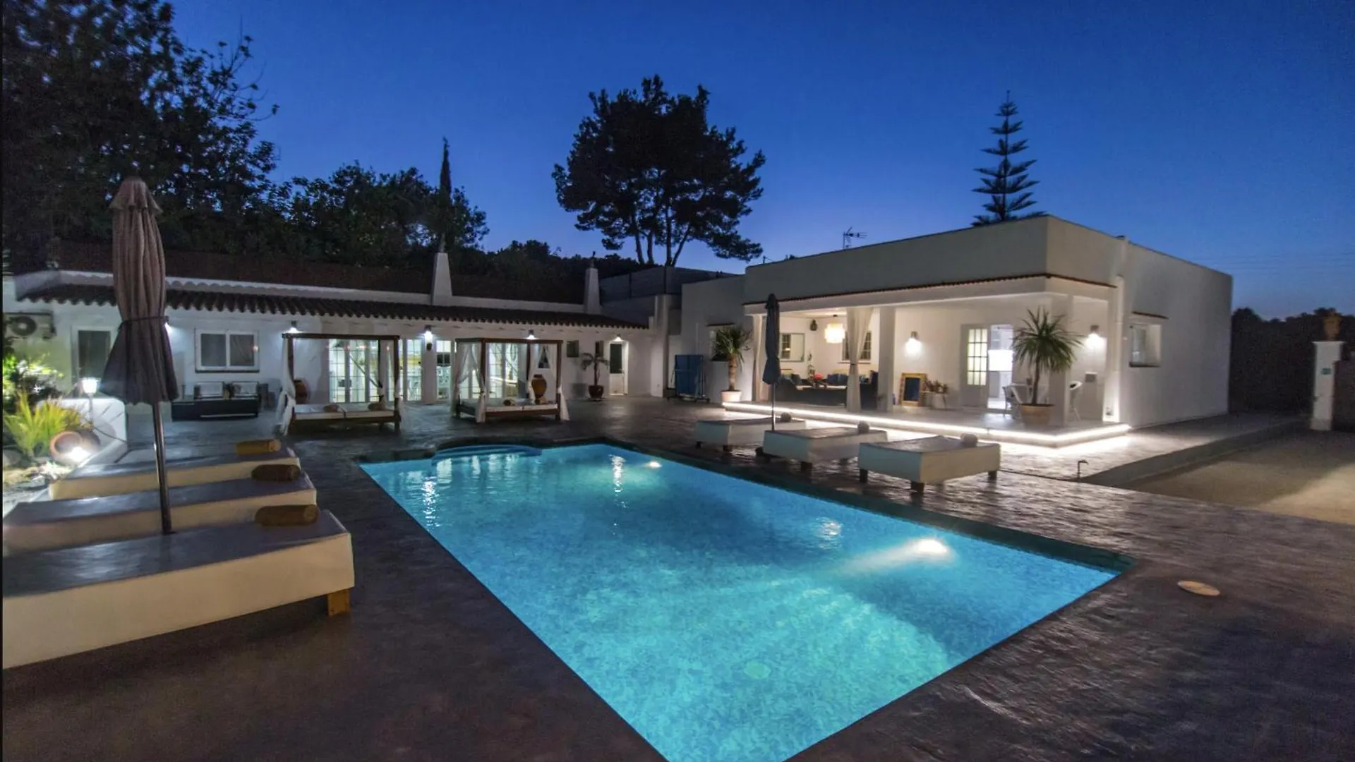 Villa In Ibiza Town With Private Pool, Sleeps 10 Sant Rafel de sa Creu